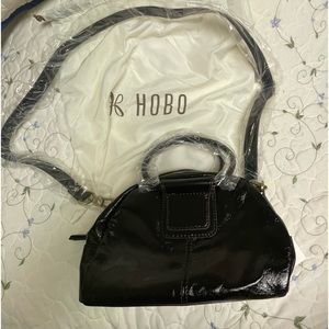 HOBO Sheila Top Zip Crossbody